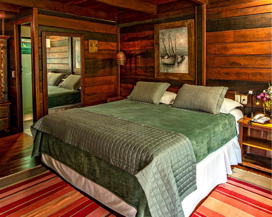 Grajagan Surf Resort Ilha do Mel Chambre photo