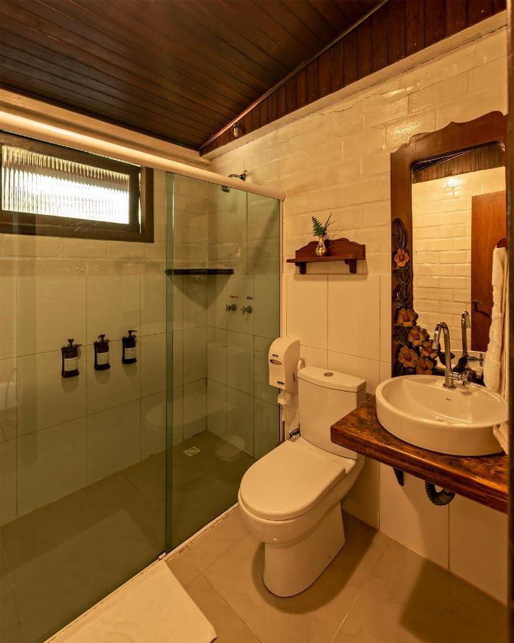 Grajagan Surf Resort Ilha do Mel Chambre photo