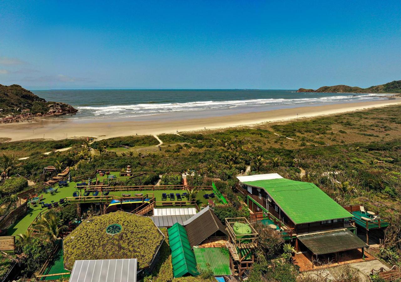 Grajagan Surf Resort Ilha do Mel Extérieur photo