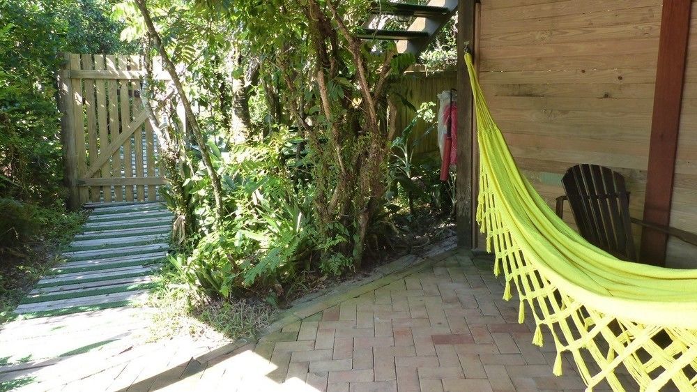 Grajagan Surf Resort Ilha do Mel Extérieur photo